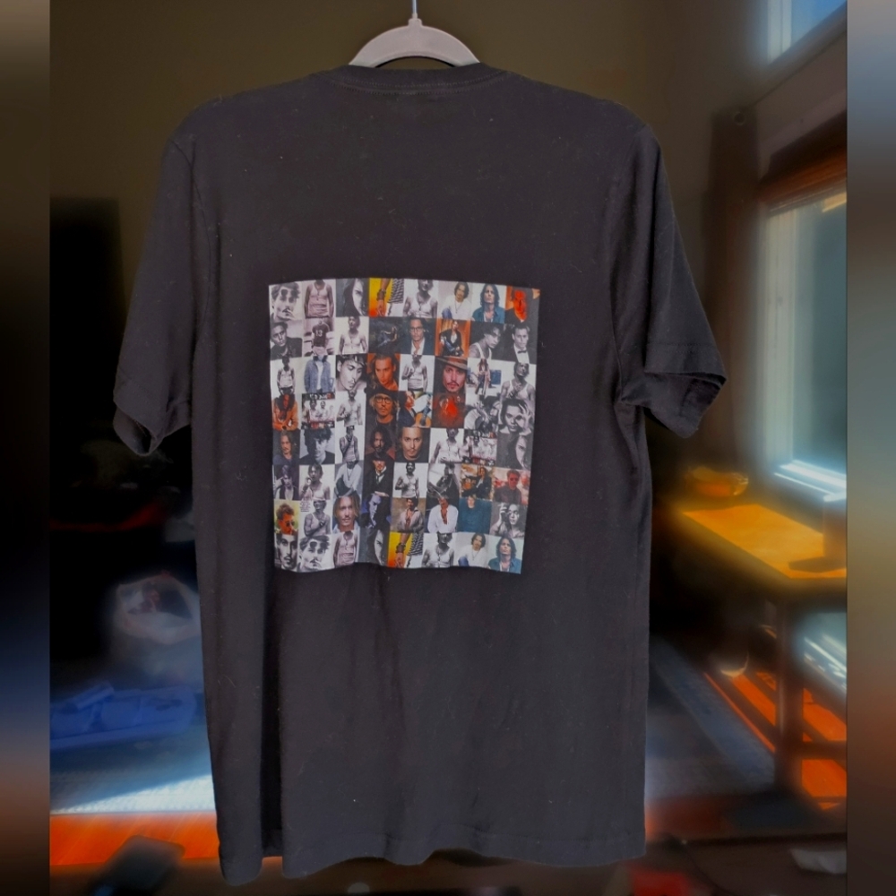 Johnny Depp Unisex Bella Canvas Vintage Black  T Shirt .